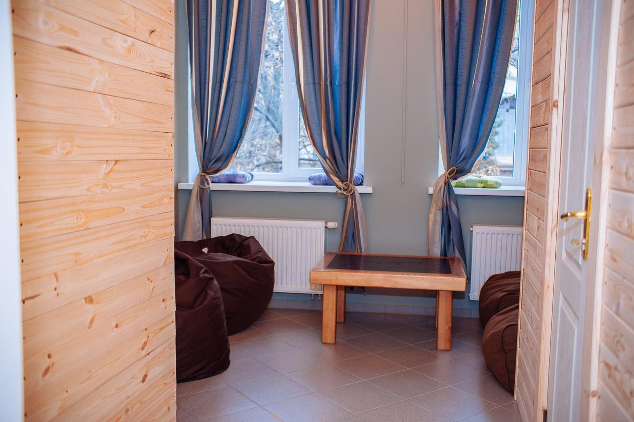 Papa'S Hostel Chernihiv Exterior photo